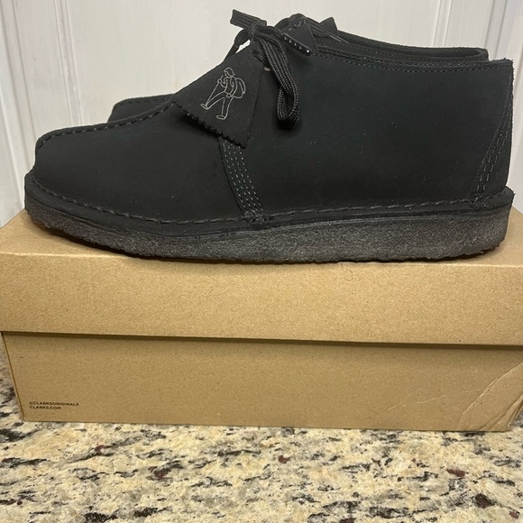 Clarks Desert Trek (Black suede) men’s 10. OFFERS ARE CONSIDERED